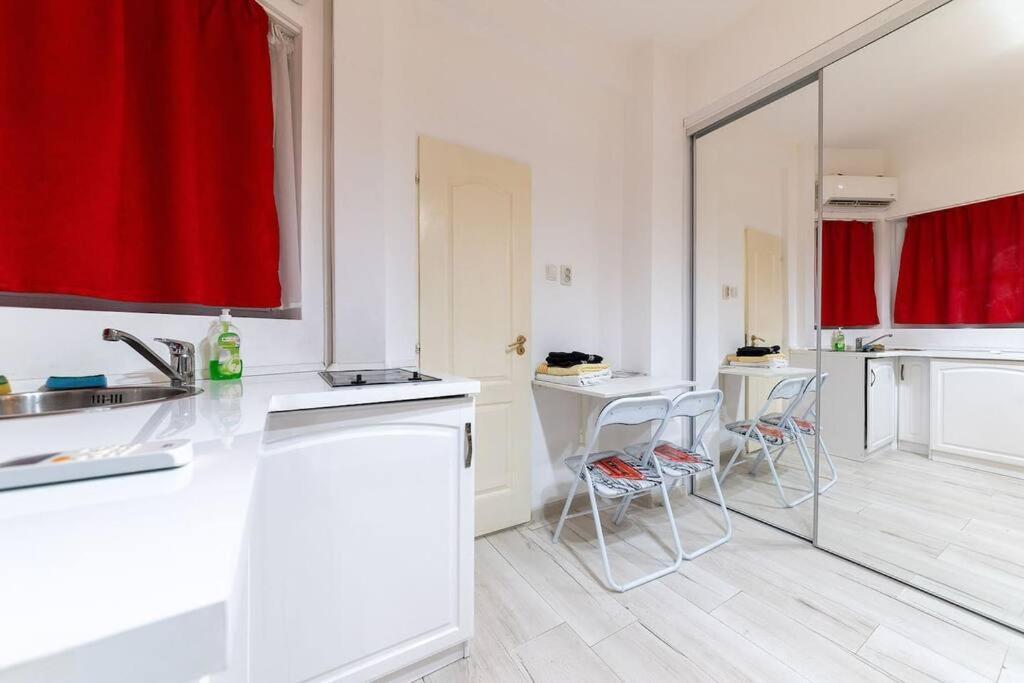 Cozybucharest Studio Luaran gambar